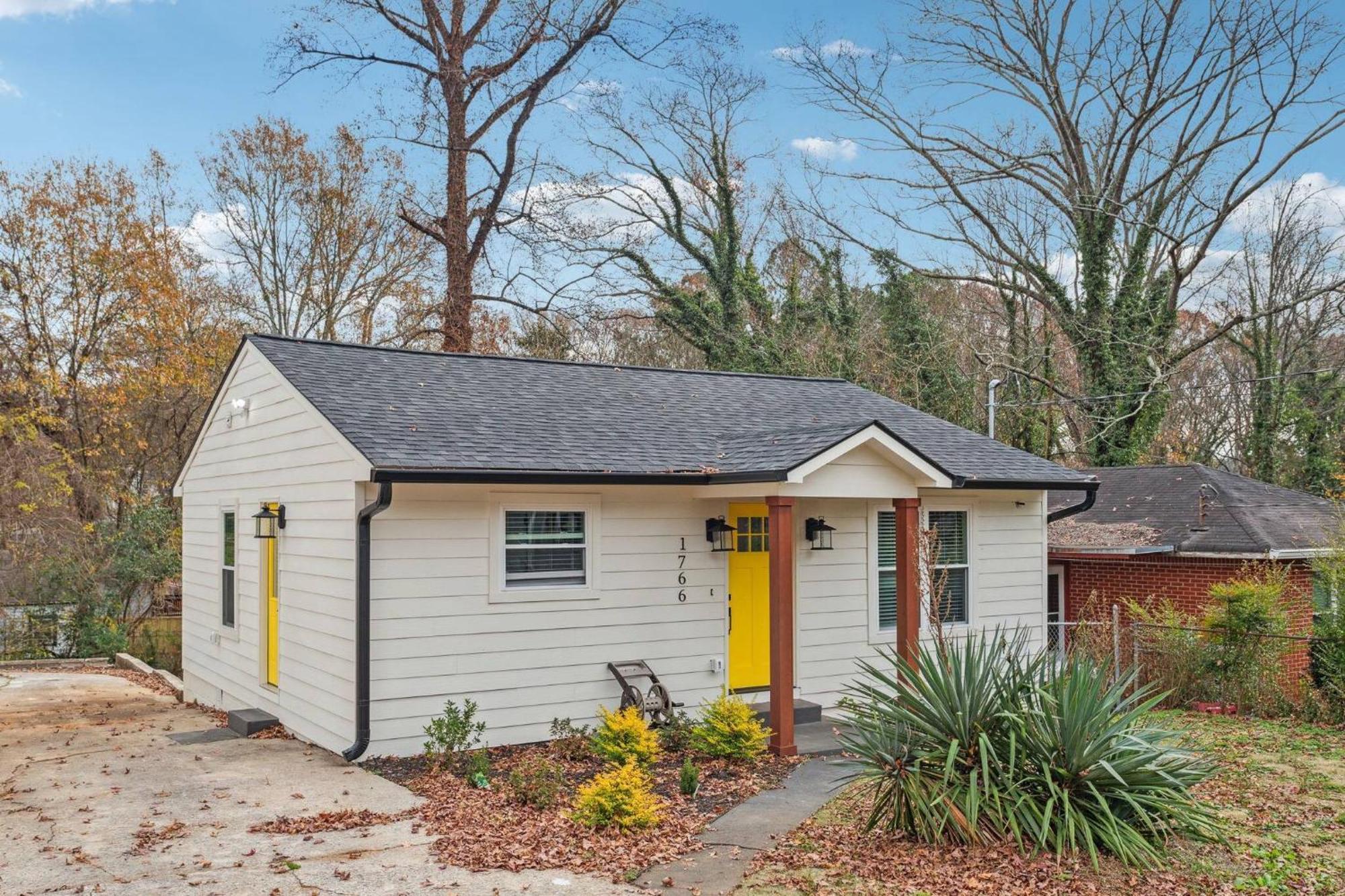New And Modern 2br